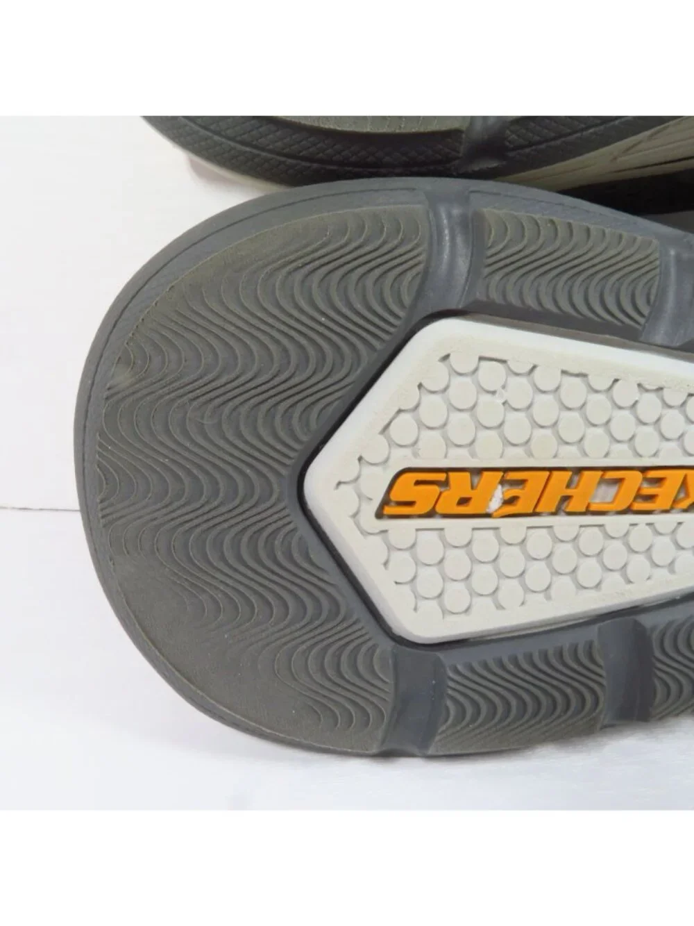 Skechers Men's Relaxed Fit Remaxed Edlow Sz 11 Charcoal Gray Slip On 204375